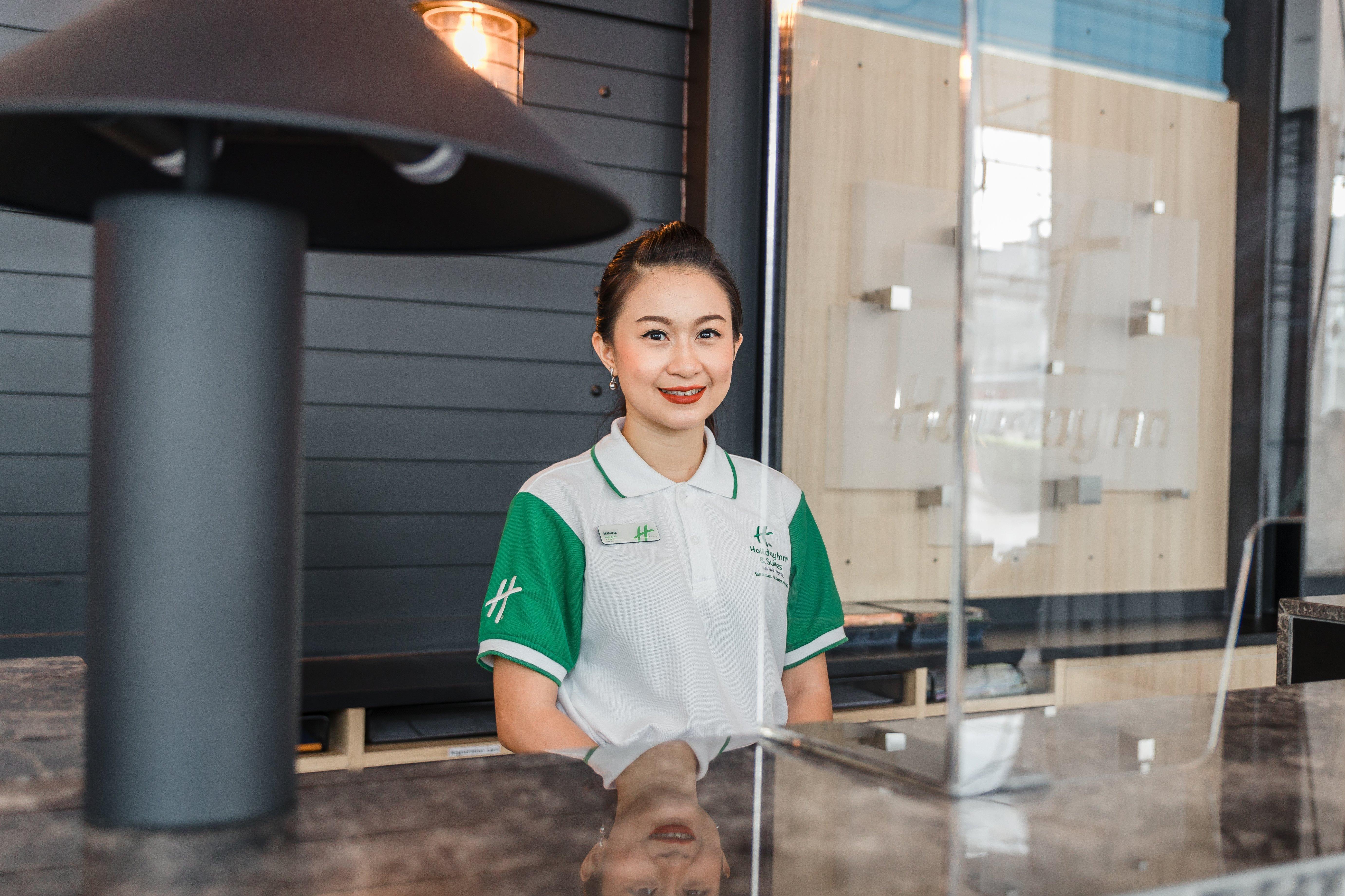 Holiday Inn & Suites Siracha Laemchabang By Ihg Si Racha Exterior photo