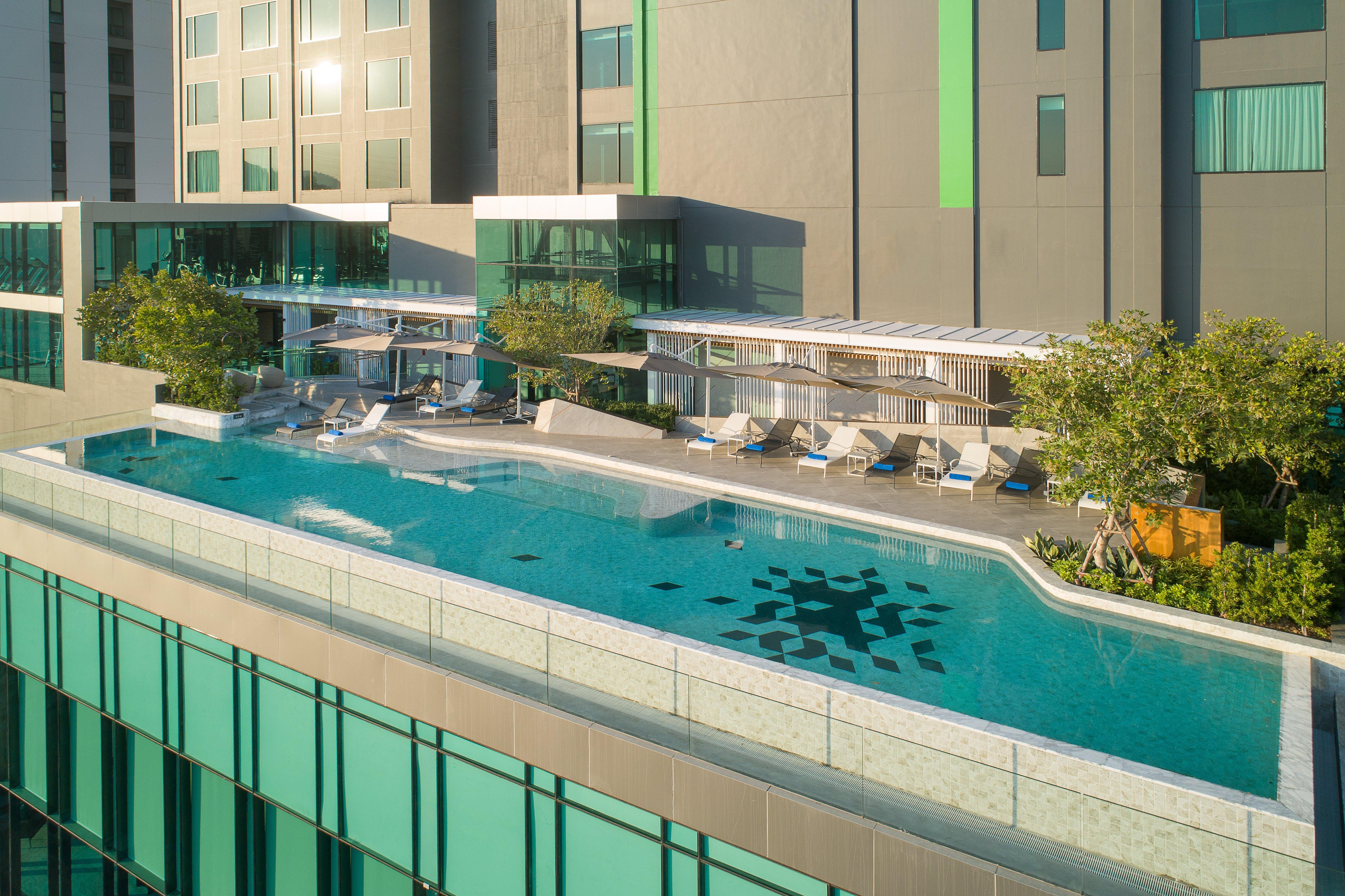 Holiday Inn & Suites Siracha Laemchabang By Ihg Si Racha Exterior photo
