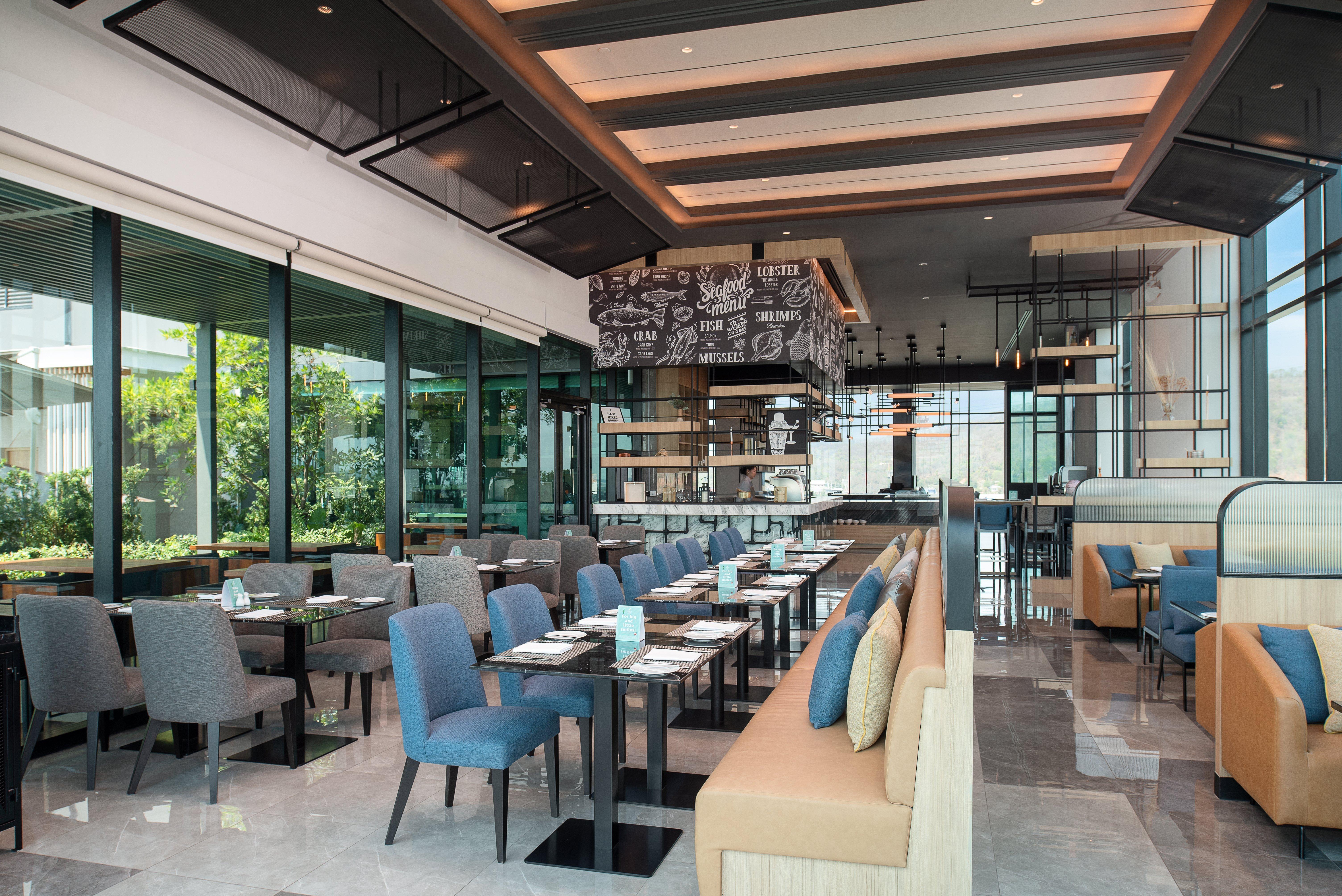 Holiday Inn & Suites Siracha Laemchabang By Ihg Si Racha Exterior photo